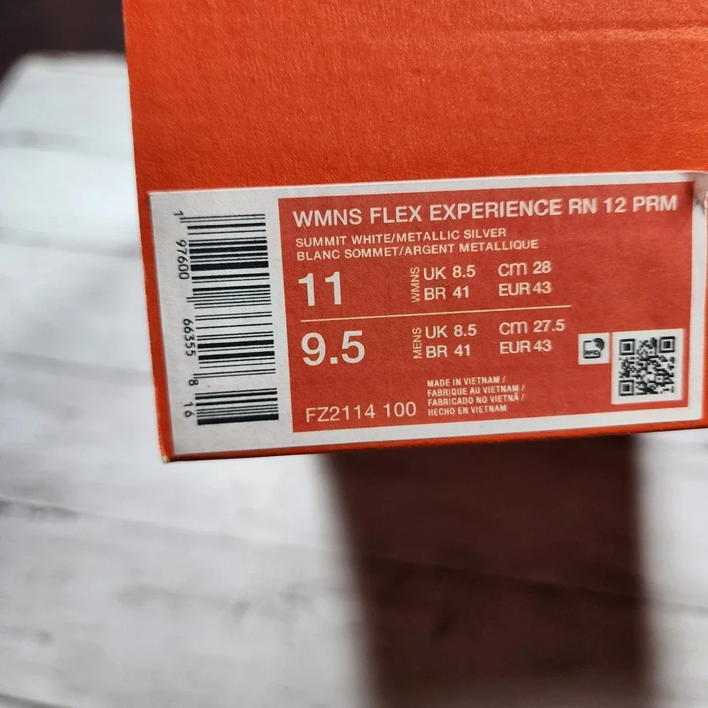 Sz 11 WMNS (M 9.5)‎ NIKE Flex Experience RN 12 PRM White Silver FZ2114-100 NoLid